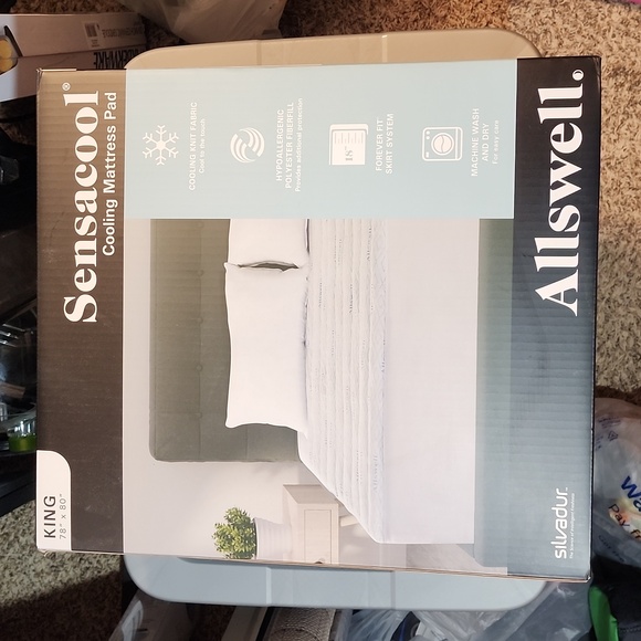 Allswell mattress pad - Picture 1 of 2